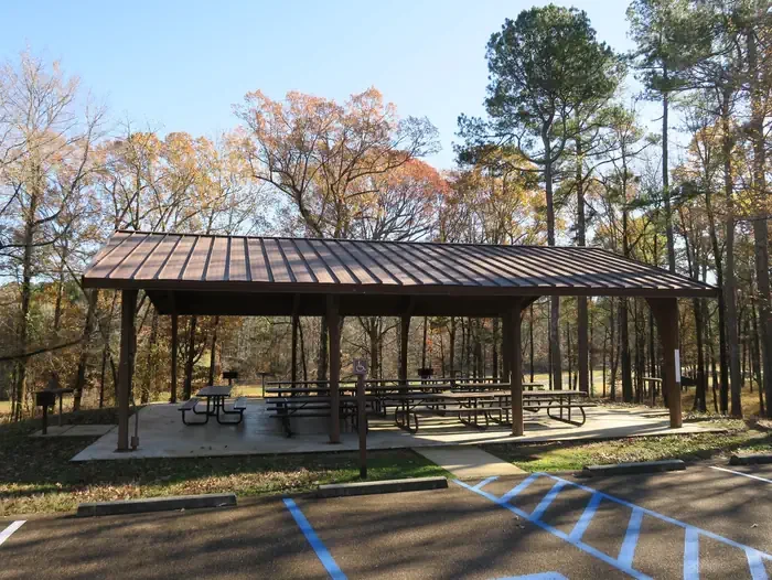 Picnic Shelter (584)