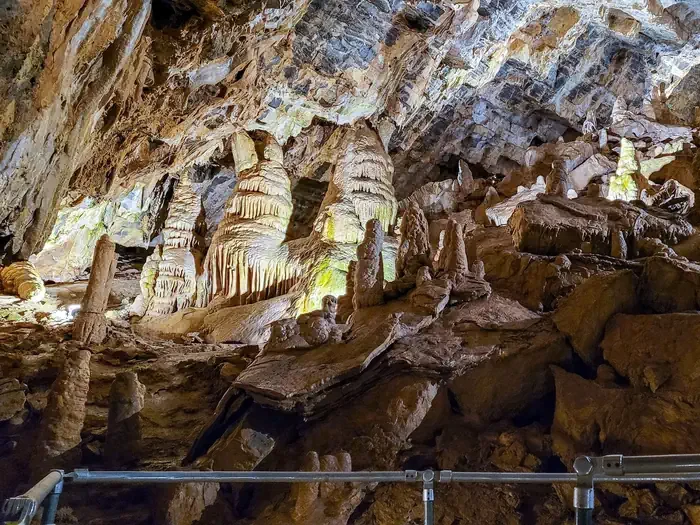 Minnetonka Cave Group Tour