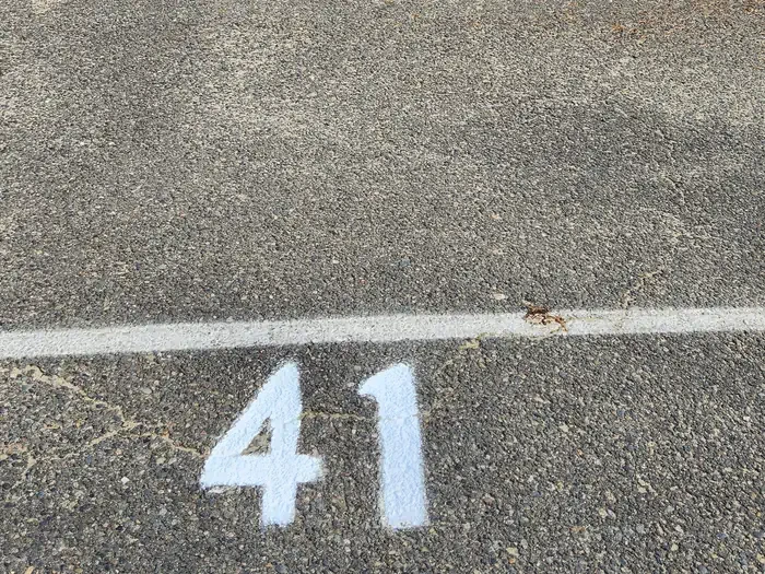 041