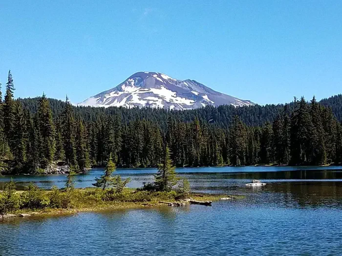 Three Sisters - Sisters Mirror Trailhead