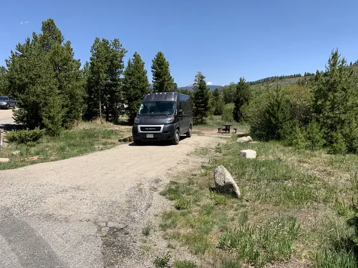079