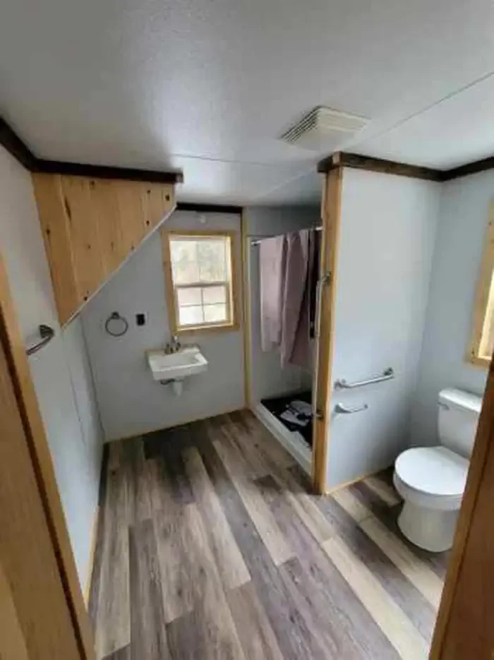 Cabin 020