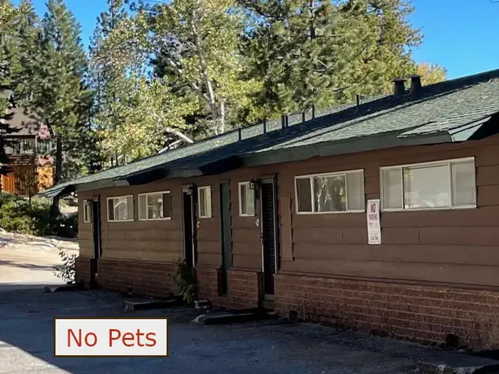 Lodge 10