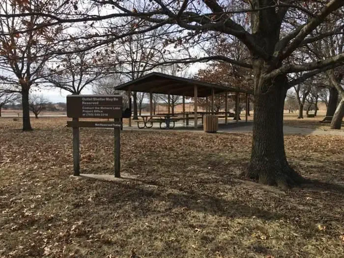 Outlet Shelter