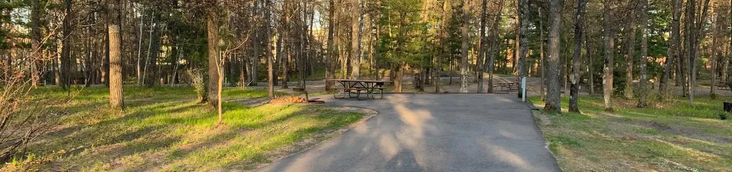 087