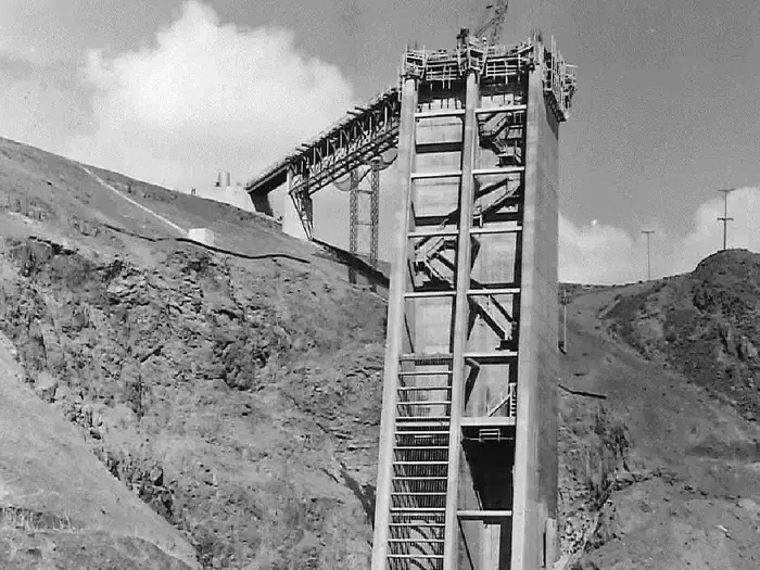 Lucky Peak Lake Tours and Programs
