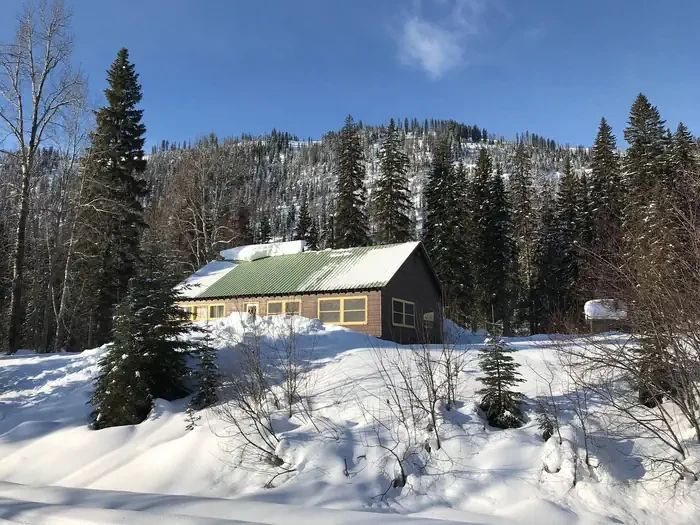 Anna Creek Cabin