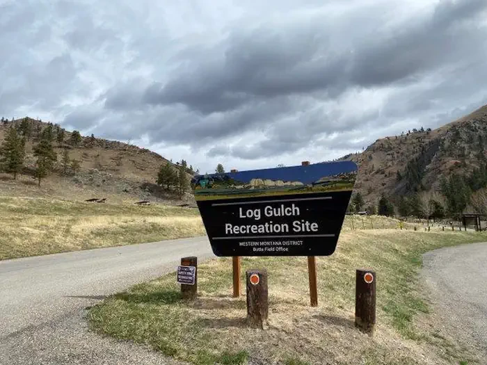 Chain of Lakes Recreation Site - Log Gulch