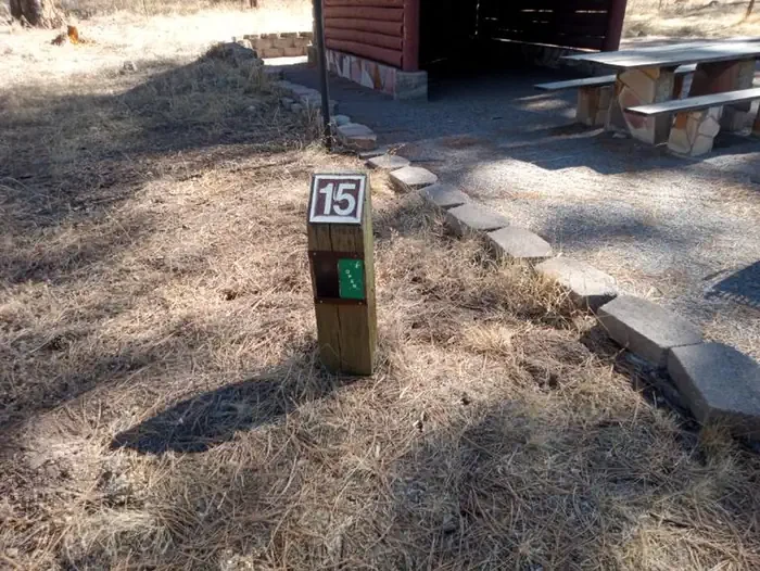 015