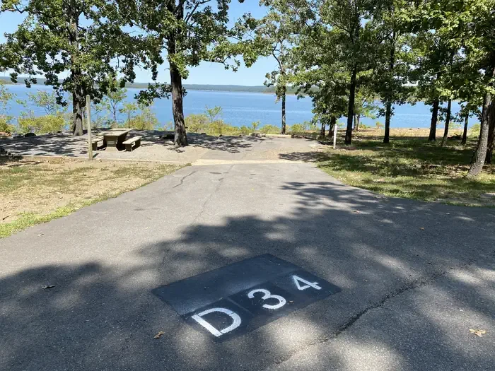 D34