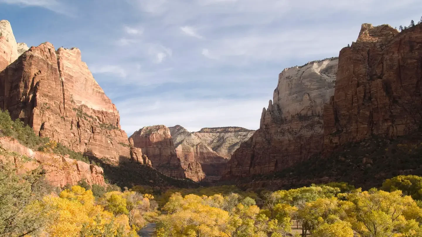 Angels Landing: Spring (Hikes on March 1 -- May 31)