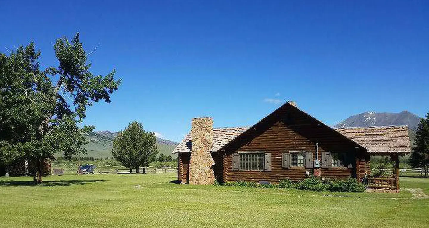 Sunlight Rangers Cabin