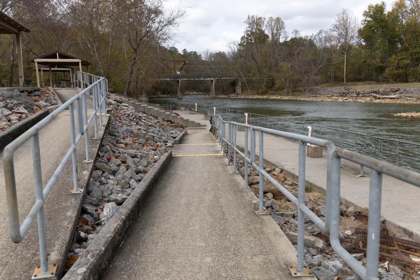 Rereg Dam Day Use Area Shelter