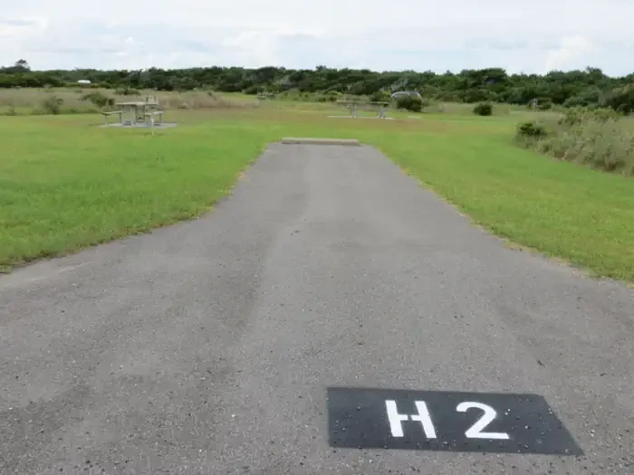 H002