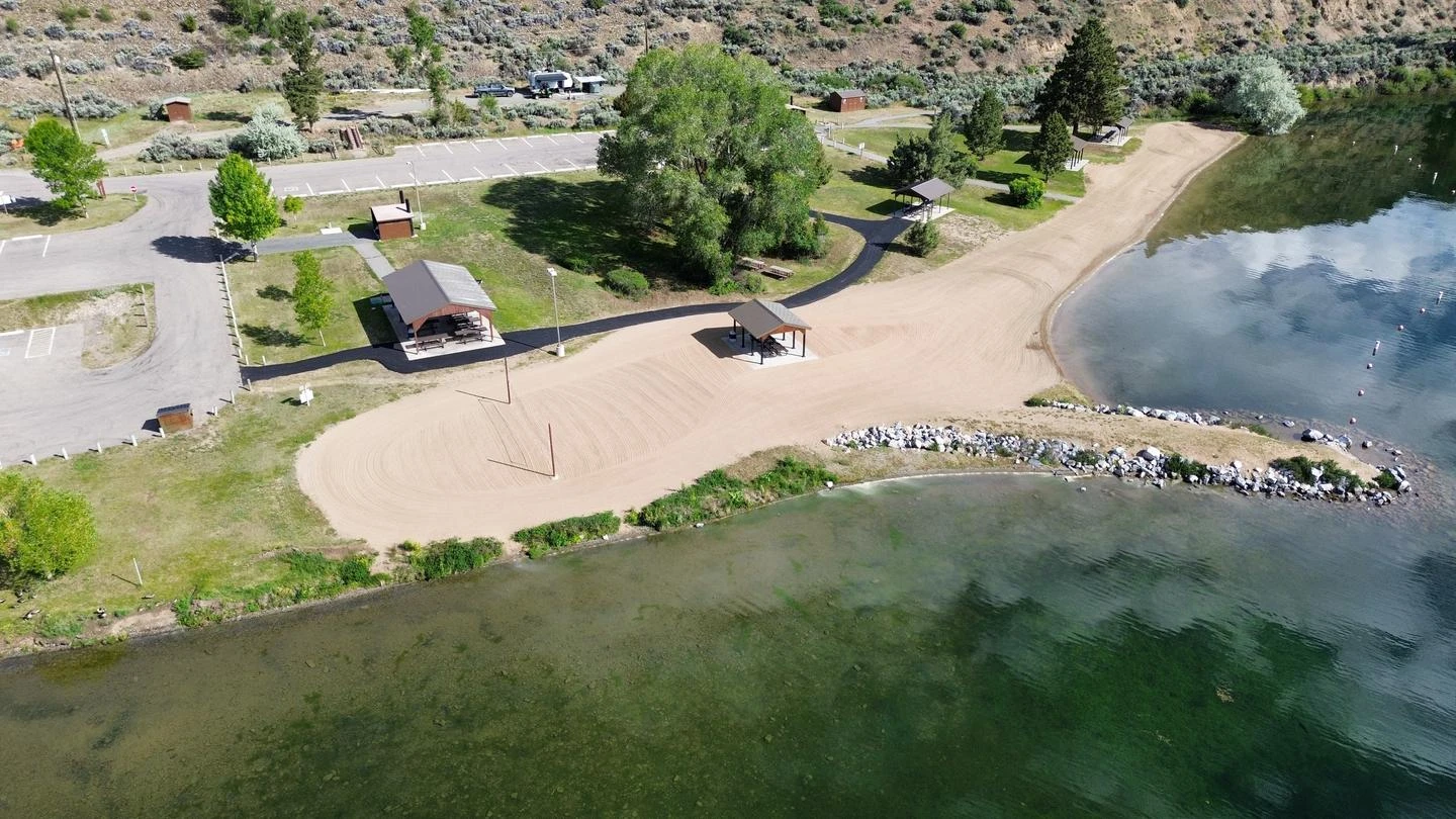 Clark's Bay Day Use Area Shelter (MT)