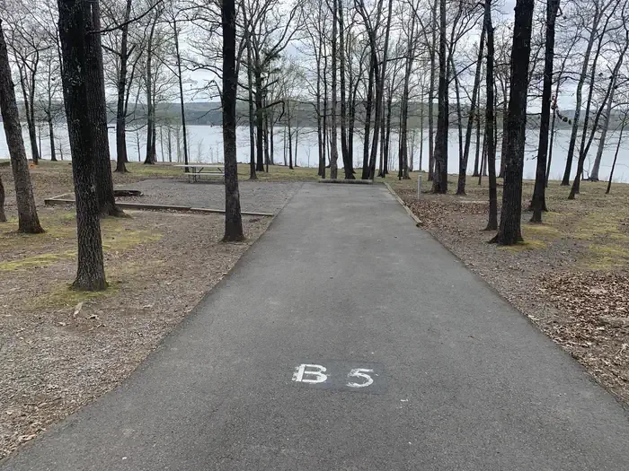 B05