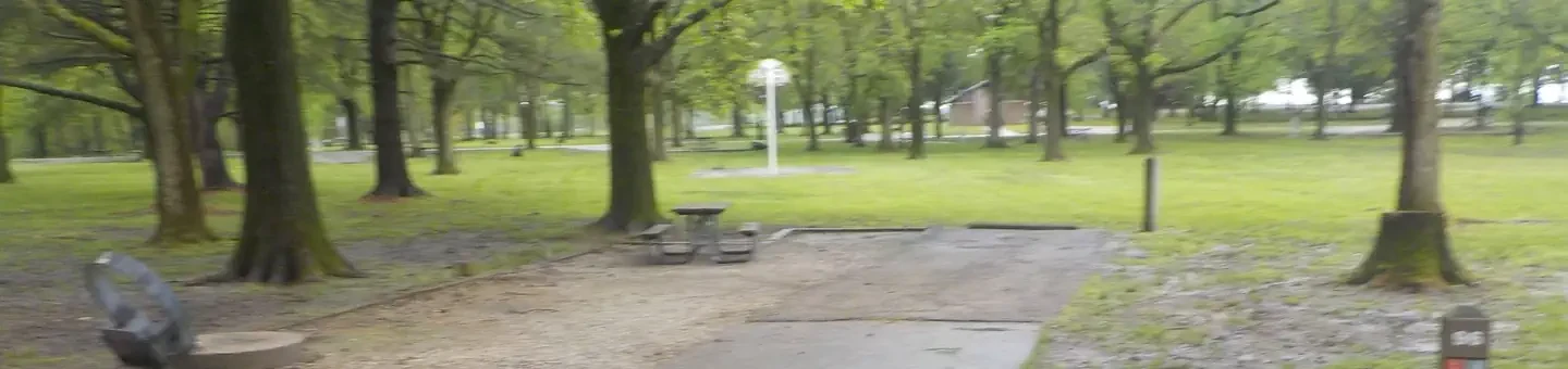 096