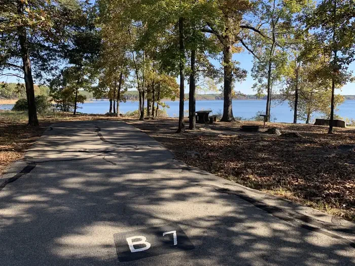 B07
