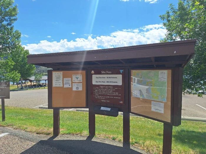 Clark's Bay Day Use Area Shelter (MT)