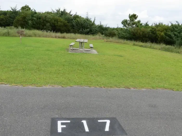 F017