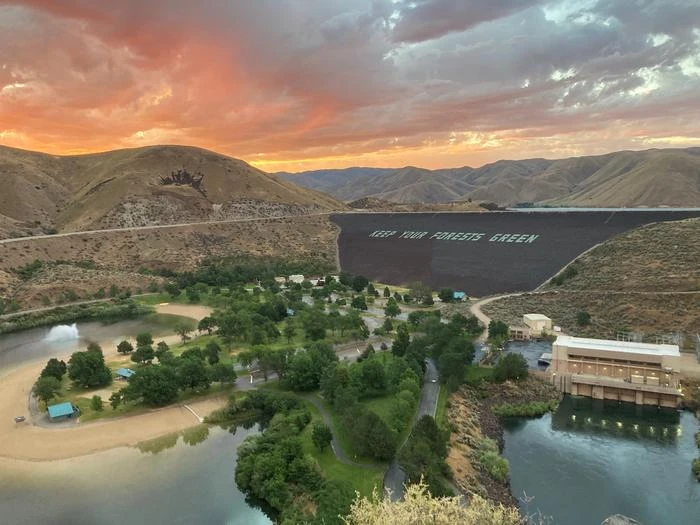 Lucky Peak Lake Tours and Programs