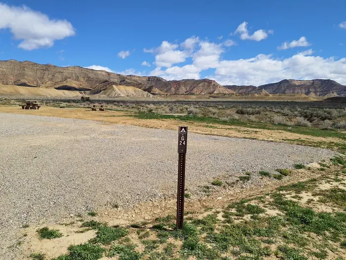 G24