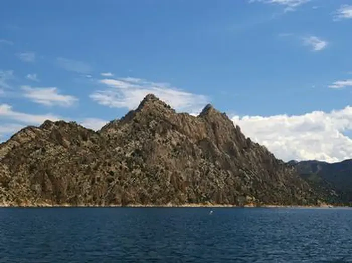 Hideout Canyon Boat-In Campground