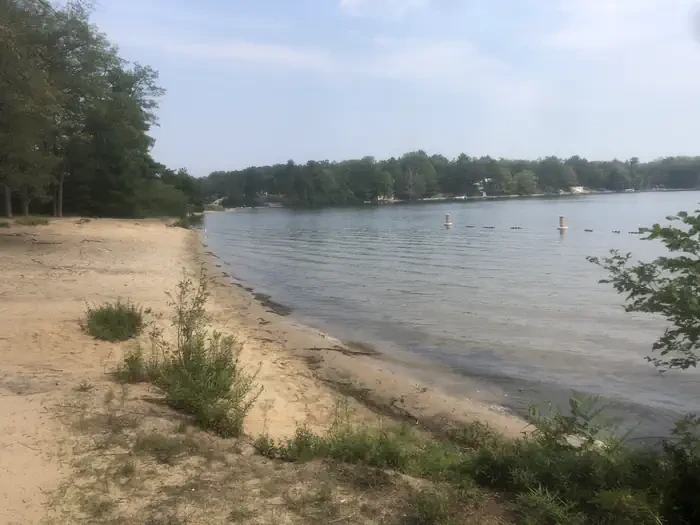 Round Lake