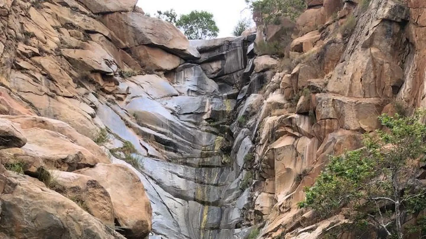 Cedar Creek Falls
