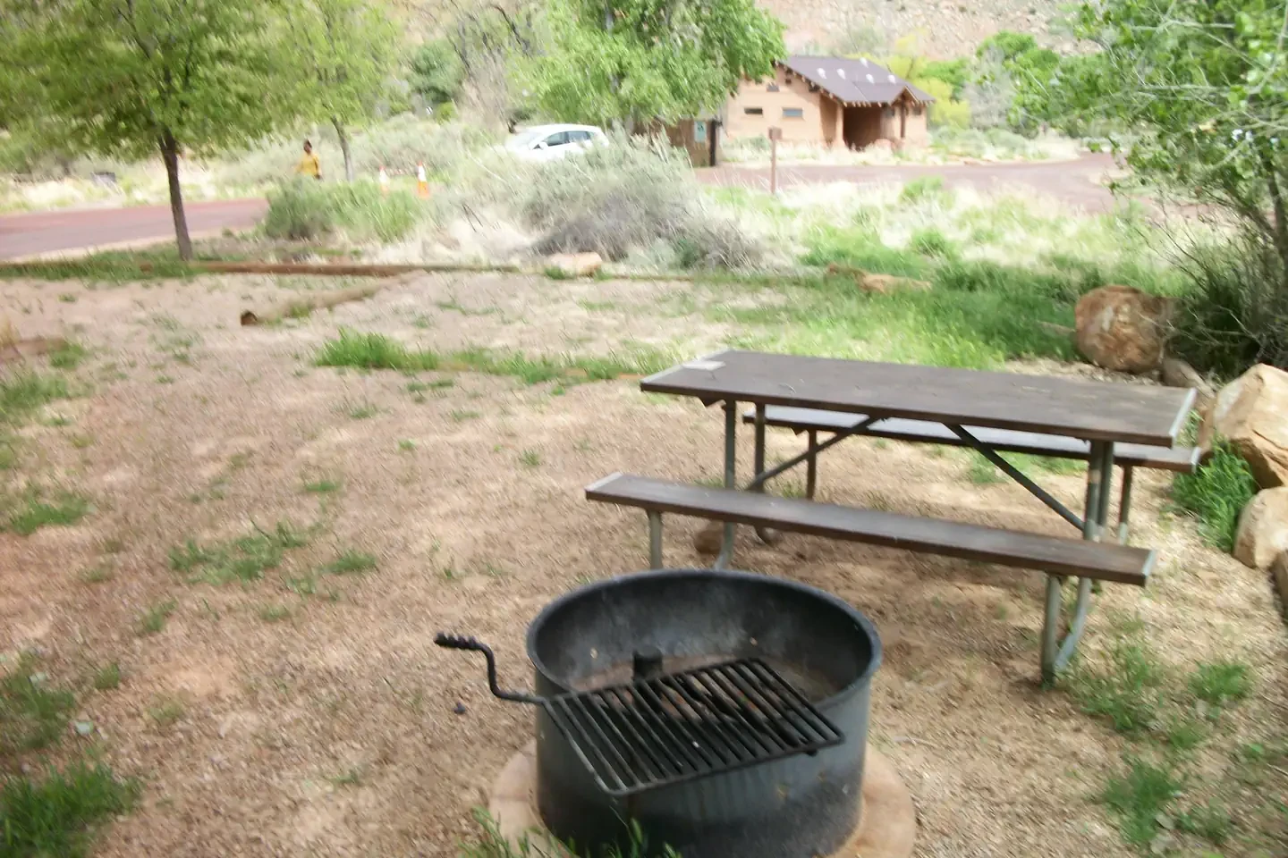 D040
