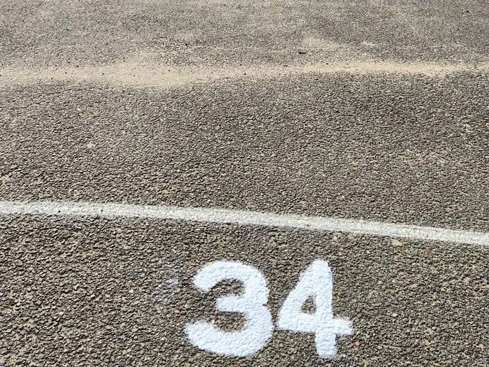 034