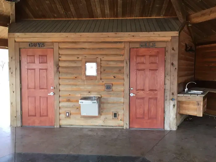 Outlet Pavillion