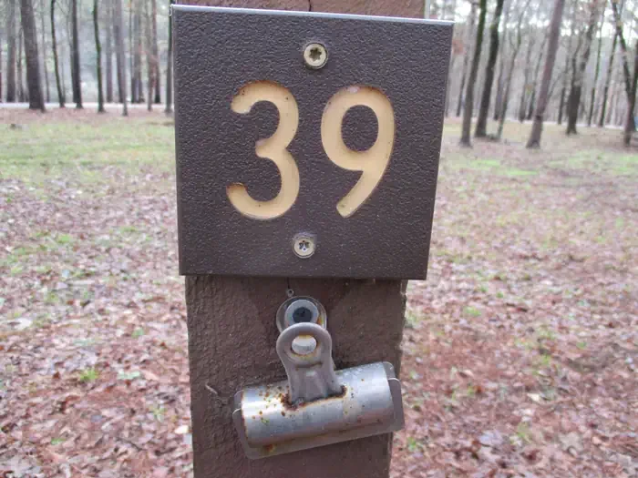 039
