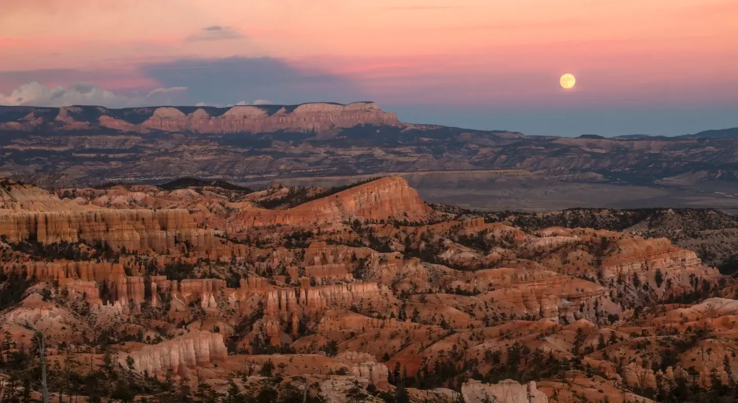 Bryce Canyon National Park Full Moon Hike Tours