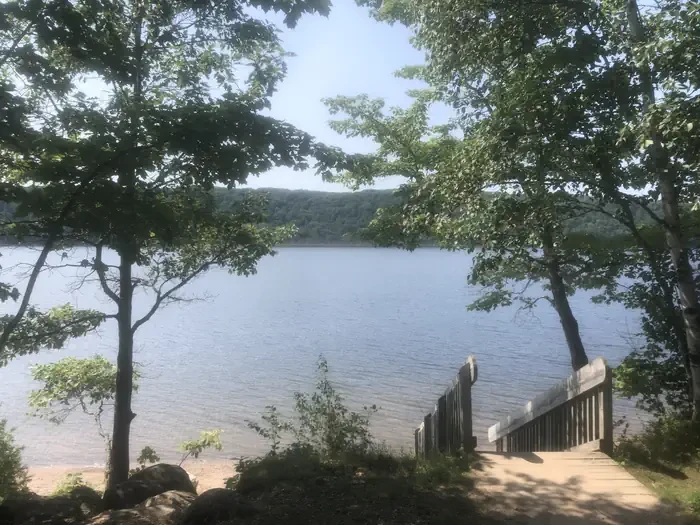 Monocle Lake