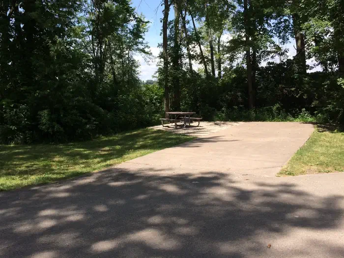 051