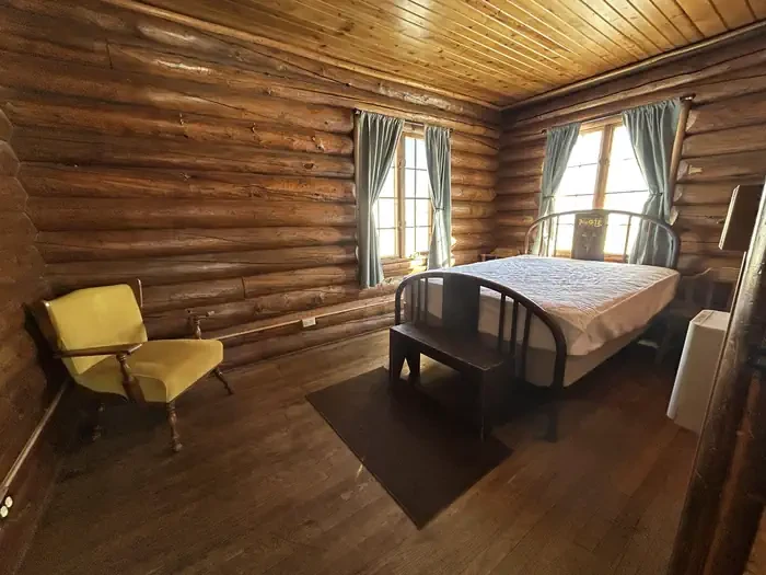 Muddy Guard Cabin