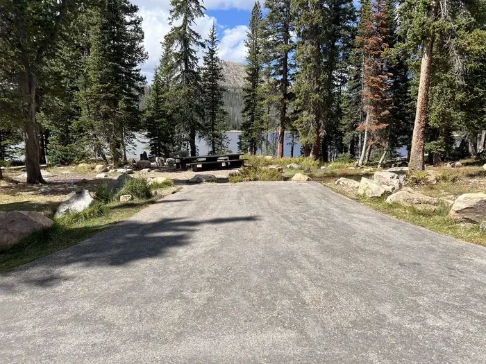 052