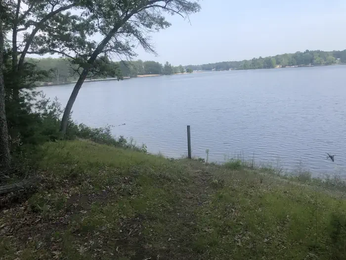Round Lake