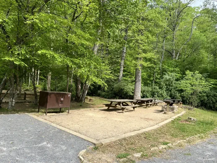 Cave Mountain Lake Group Camp
