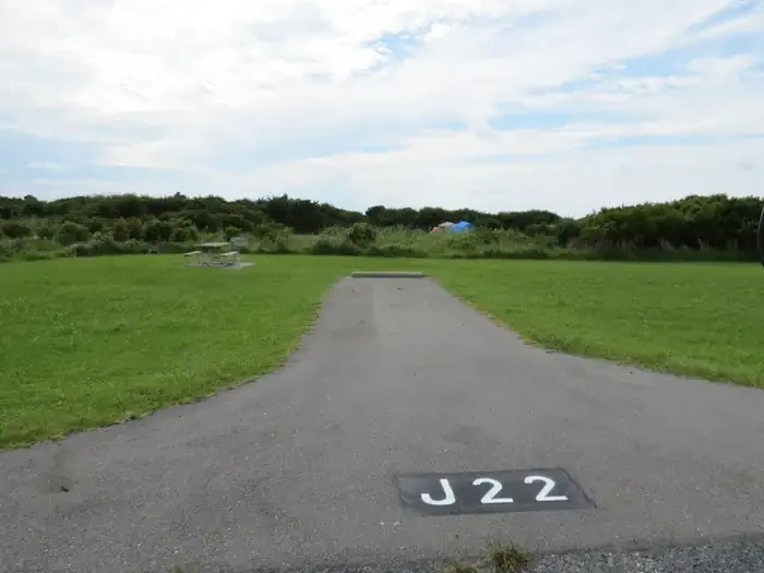 J022