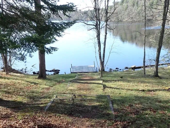 Spearhead Point Shelter