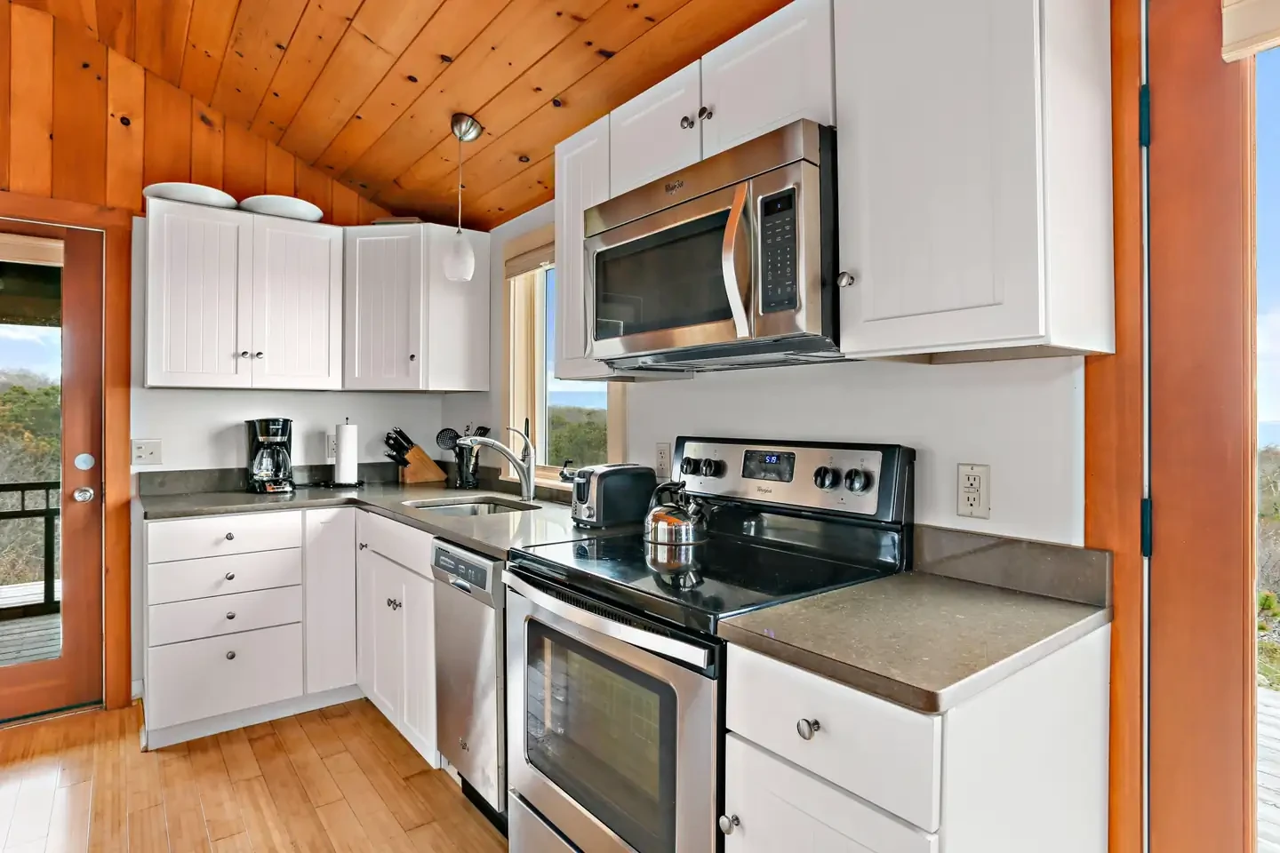 Bay View House