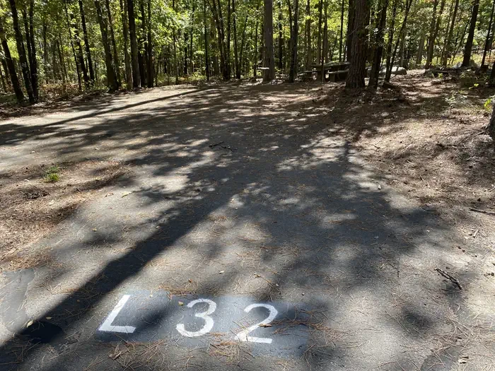 L32