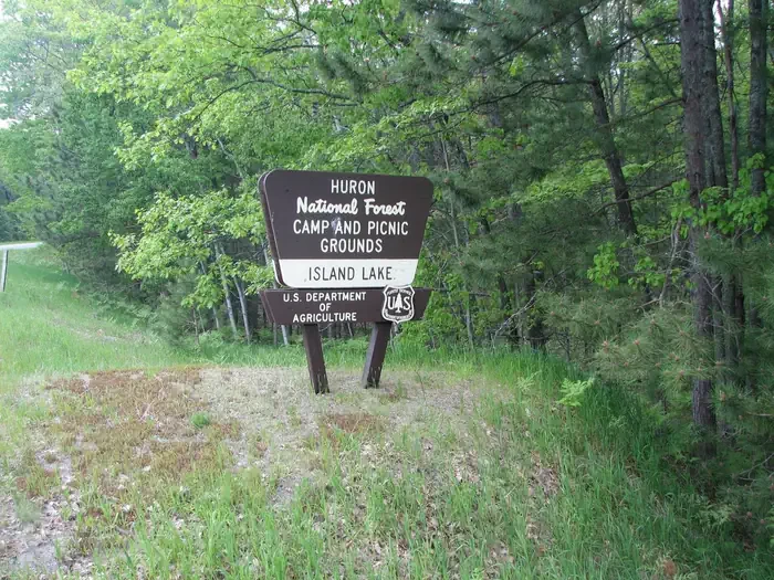 Island lake (MI)