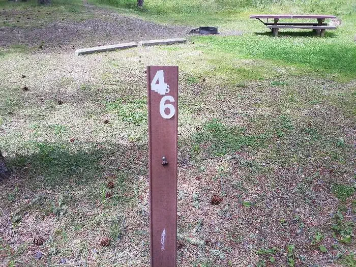 046