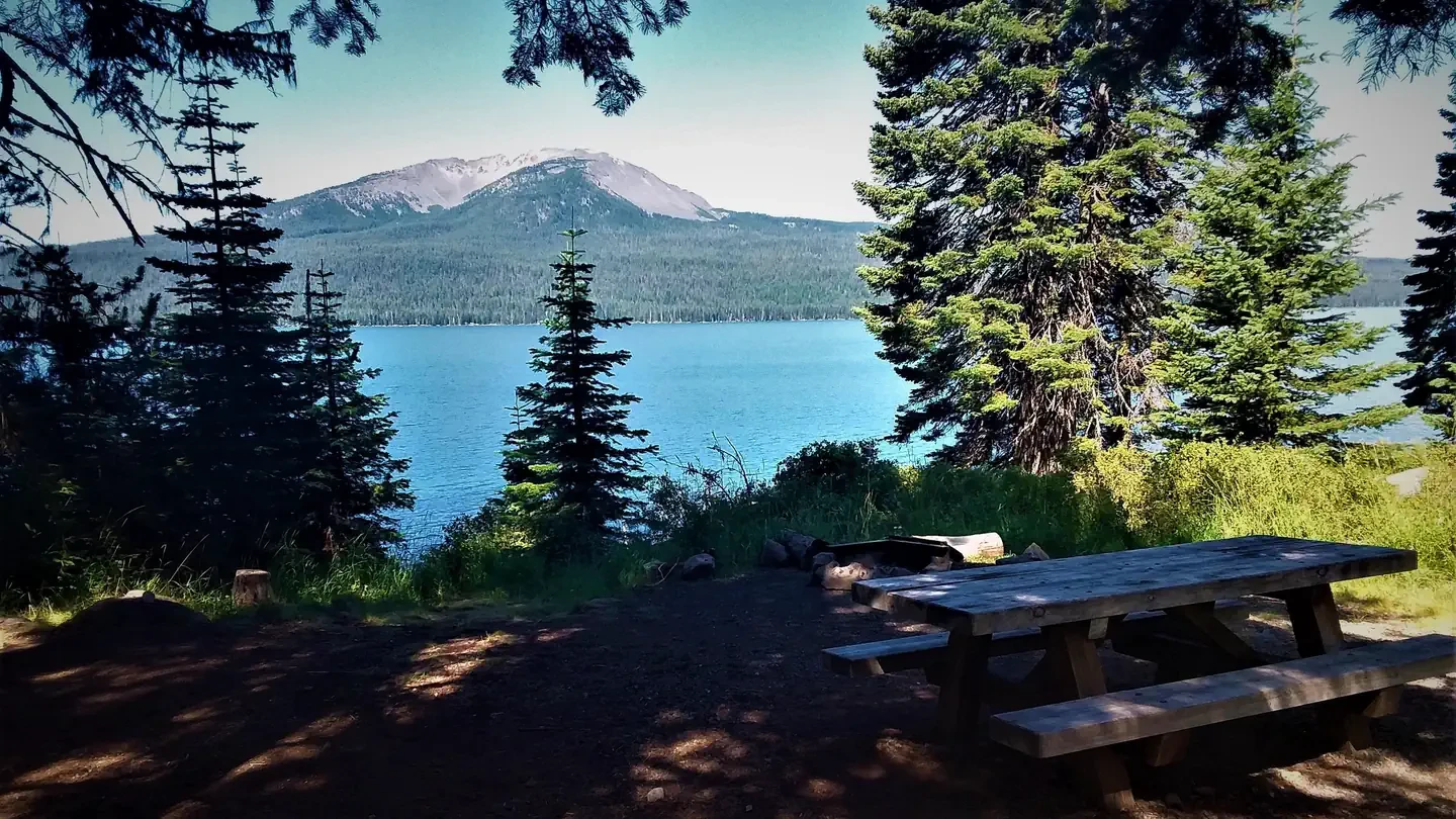 Diamond Lake