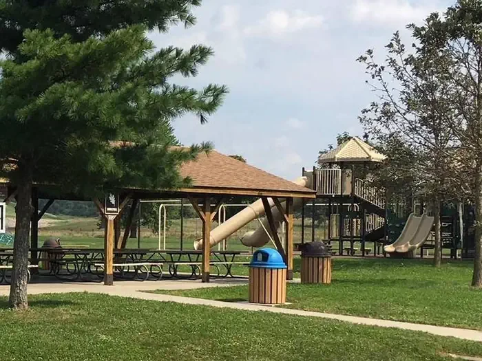 Oak Shelter (#2)