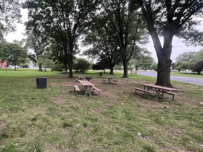 Randle Circle A - AM (8am-2pm)