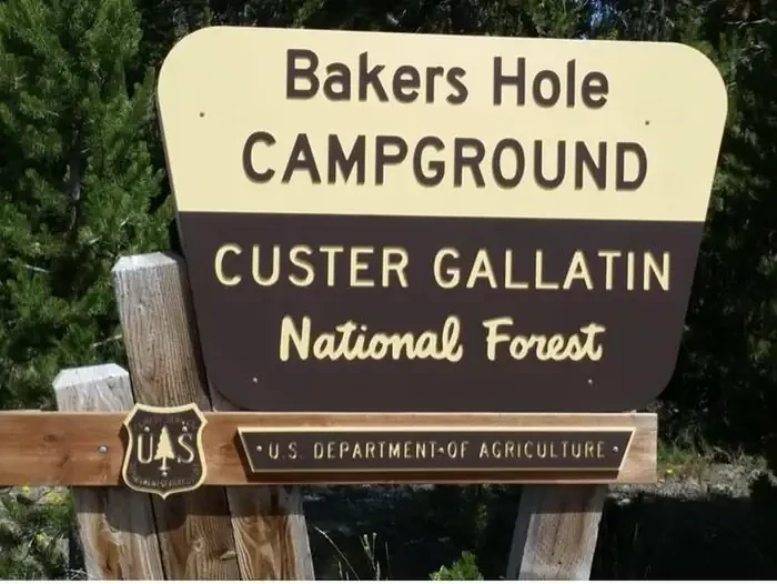Bakers Hole (MT)
